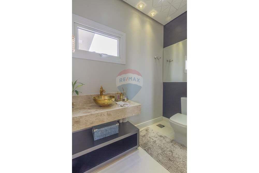 Casa à venda com 3 quartos, 360m² - Foto 4