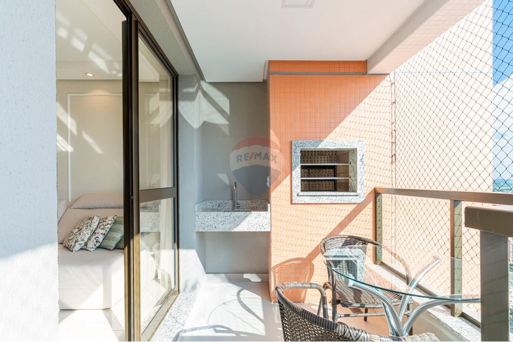 Apartamento à venda com 2 quartos, 86m² - Foto 7
