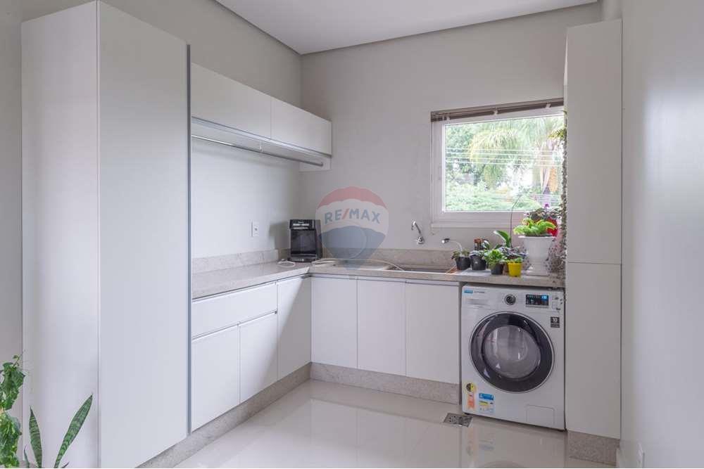 Casa à venda com 3 quartos, 360m² - Foto 9
