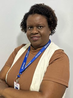 Broker/Owner - Ana  Teixeira - RE/MAX CONSILAR