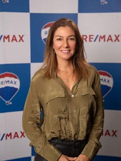 Alessandra Della Sanita Pagano - Della & Linge - RE/MAX TRIO