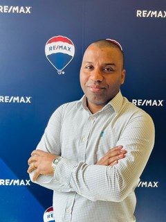 Corretor(a) Associado(a) - Iran da Silva Morais - RE/MAX B12