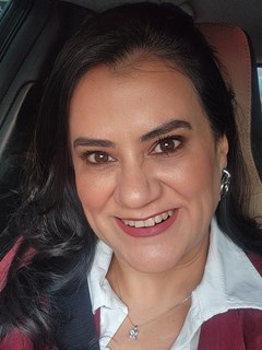 Corretor(a) Associado(a) - Viviane Bueno - RE/MAX VERTI