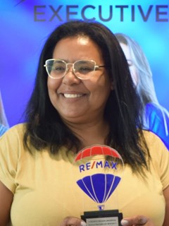 Simone Oliveira Machado - RE/MAX MAMEDE