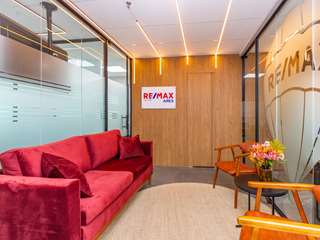 Escritório de RE/MAX ARES - São Paulo