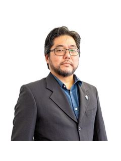 Cesar Nishioka - RE/MAX AMPLO IMOBI