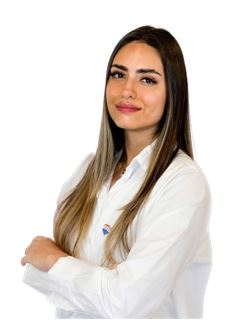 Laryssa Sanches - RE/MAX AGILITY II