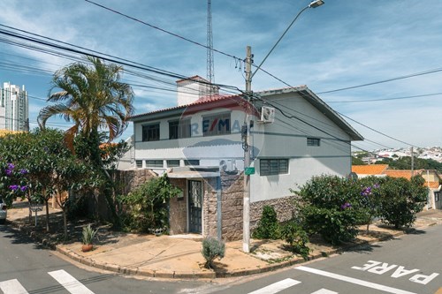 Venda-Casa-Rua Voluntário João dos Santos , 315  - Jardim Pau Preto , Indaiatuba , São Paulo , 13330230-601371110-2
