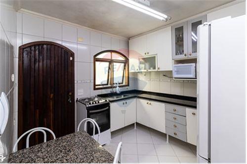 Casa à venda com 3 quartos, 140m² - Foto 8