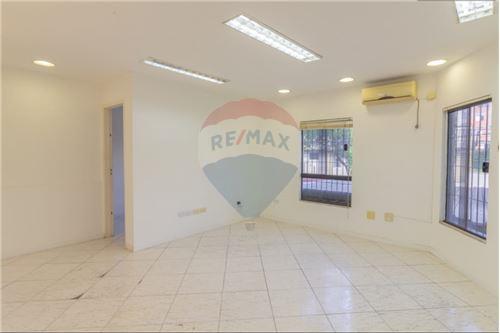 Alugar-Cj. Comercial/ Sala-Av Nossa Senhora da Encarnação , 659  - Ao lado da academia Meridian fit  - Jardim Maria Estela , São Paulo , São Paulo , 04180-081-602141037-8