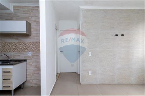 Apartamento à venda com 2 quartos, 39m² - Foto 6