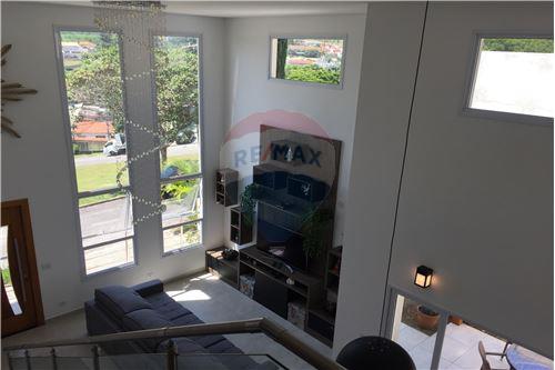 For Sale-Townhouse-Estrada Carlos Antonio Pereira de Castro , 2800  - Condomínio Quinta de São Fernando  - Lageadinho , Cotia , São Paulo , 06704500-601271031-90