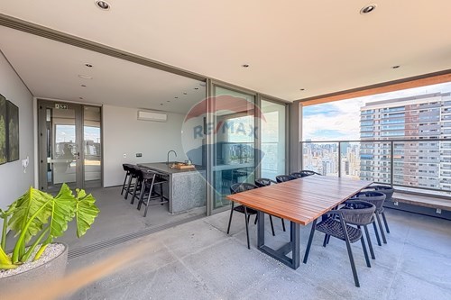 Venda-Studio-Avenida Santo Amaro , 3526  - Próximo a Estação Campo Belo do Metro  - Brooklin , São Paulo , São Paulo , 04556-300-602151006-88