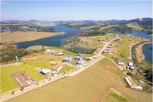 Venda-Terreno-Estrada Municipal Manuel Garcia Banhos , 1900  - Centro , Joanópolis , São Paulo , 12980000-602101004-8