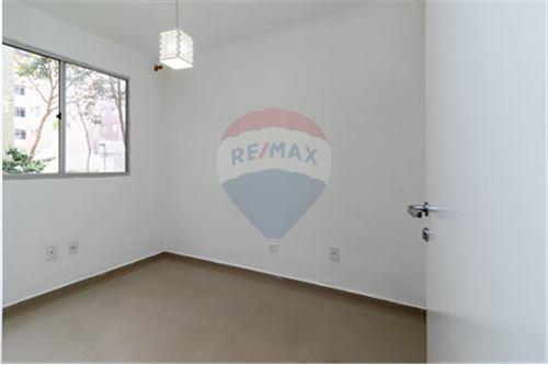 Apartamento à venda com 2 quartos, 39m² - Foto 16