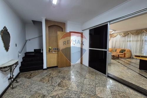 Venda-Casa-Rua das Hortênsias , 289  - METRO SANTA CRUZ  - Vila Mariana , São Paulo , São Paulo , 04051000-601271182-104