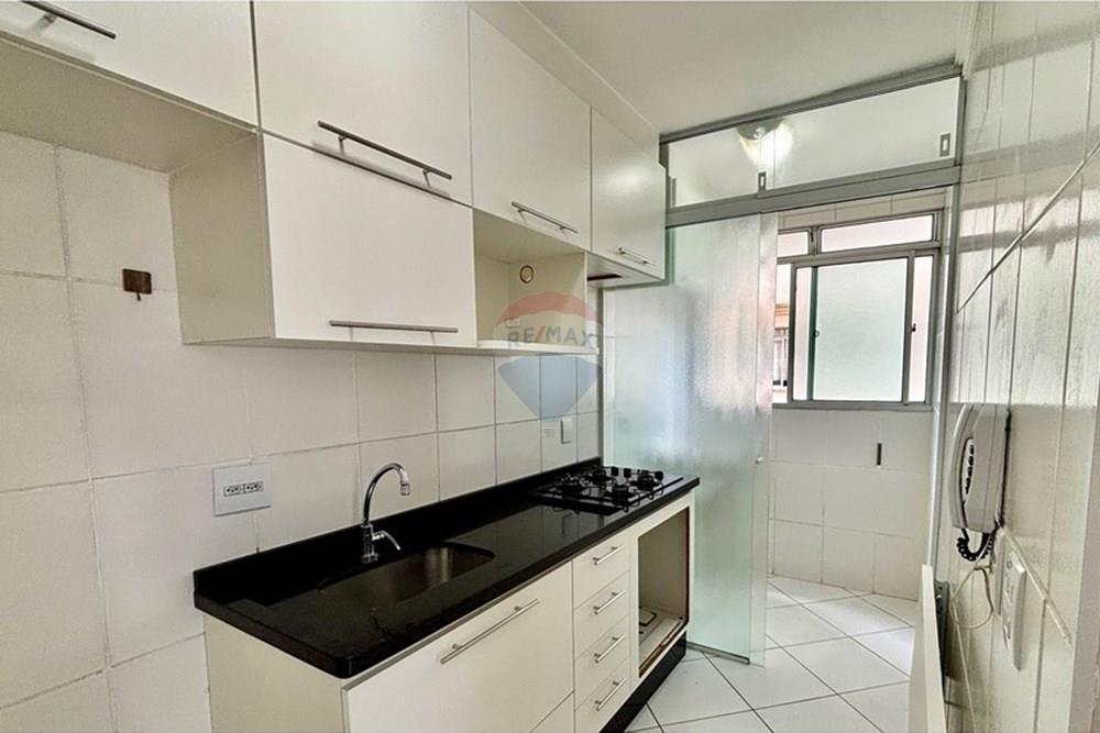 Apartamento à venda com 2 quartos, 44m² - Foto 8