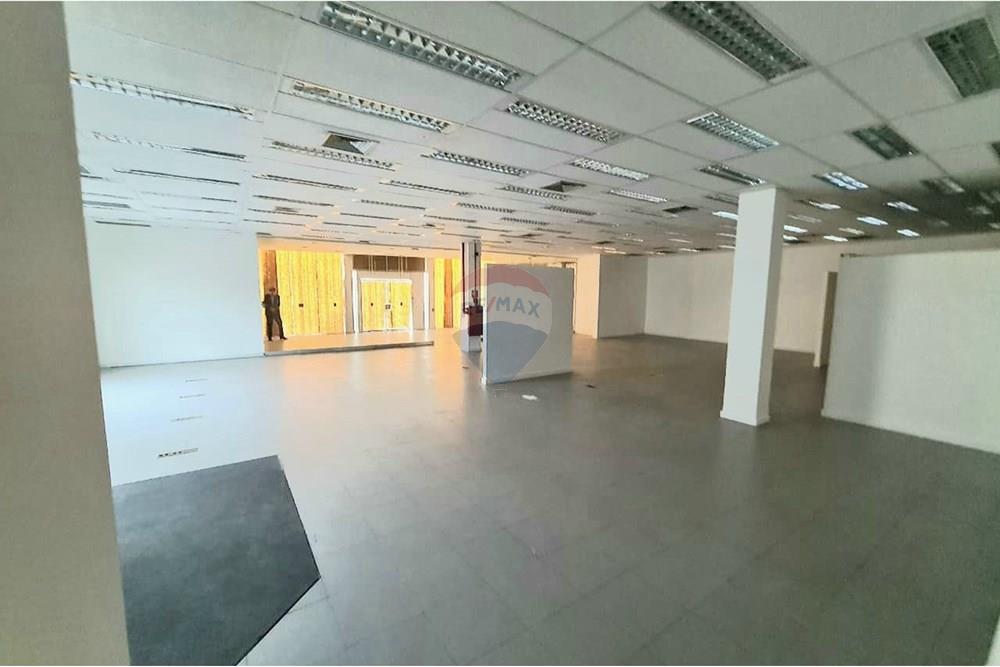 Prédio Inteiro para alugar, 867m² - Foto 8