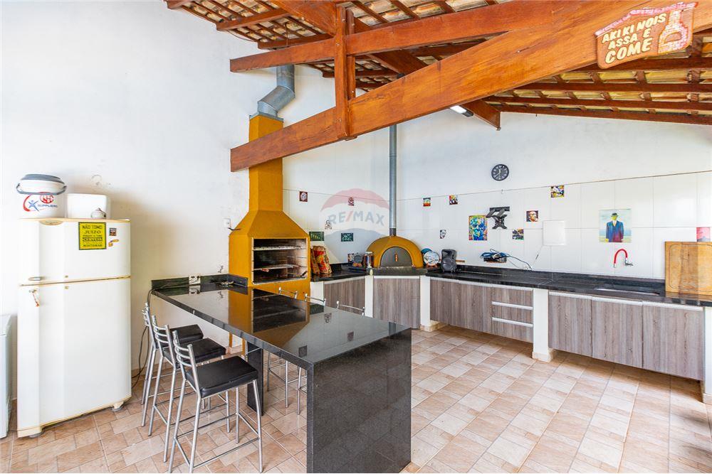 Casa à venda com 4 quartos, 450m² - Foto 11