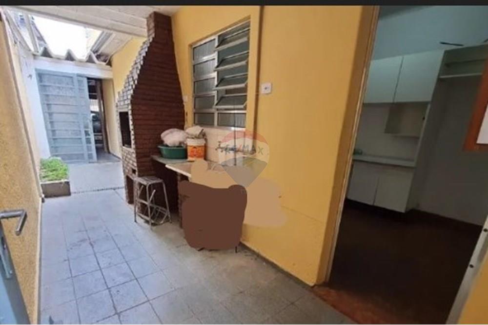 Casa à venda com 6 quartos, 188m² - Foto 4