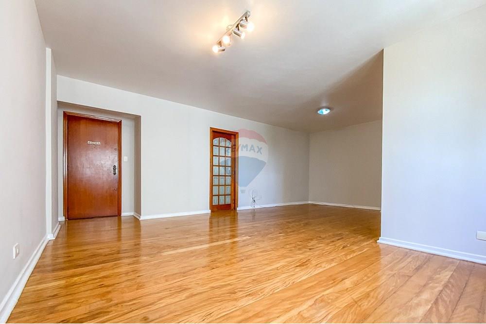 Apartamento à venda com 3 quartos, 105m² - Foto 4