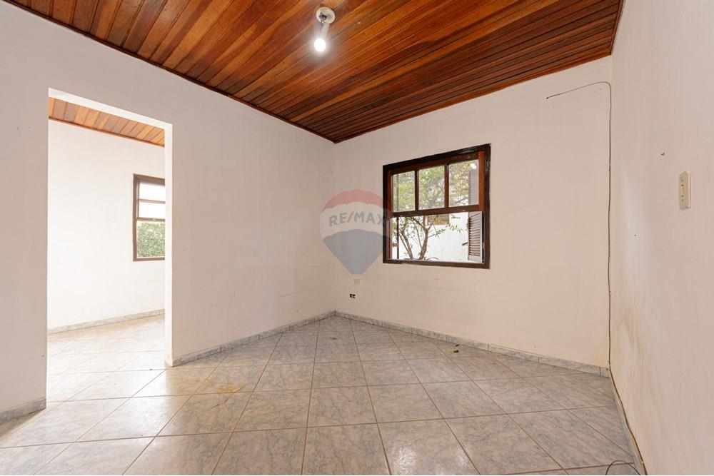 Chácara à venda com 5 quartos, 300m² - Foto 8