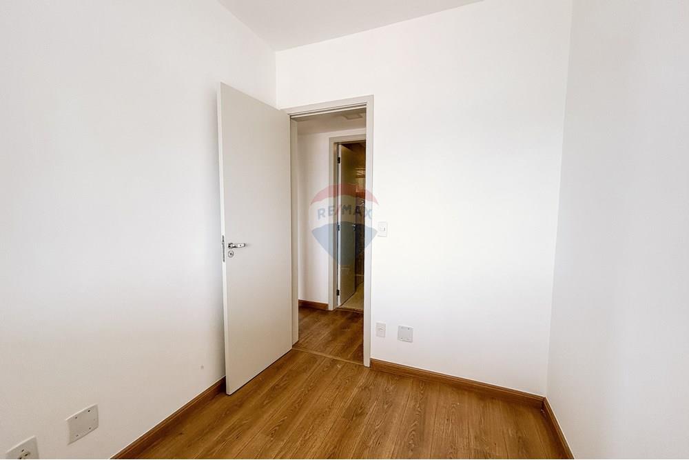 Apartamento para alugar com 3 quartos, 85m² - Foto 8