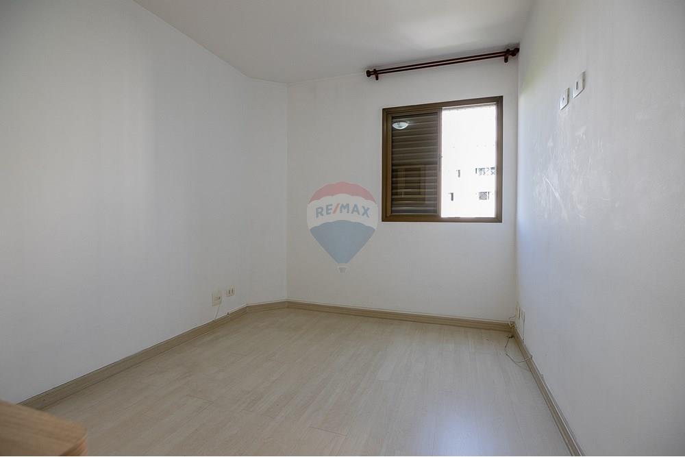 Apartamento à venda com 3 quartos, 116m² - Foto 17