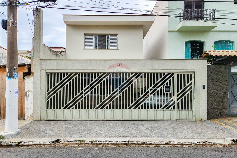 Casa à venda com 3 quartos, 200m² - Foto 1