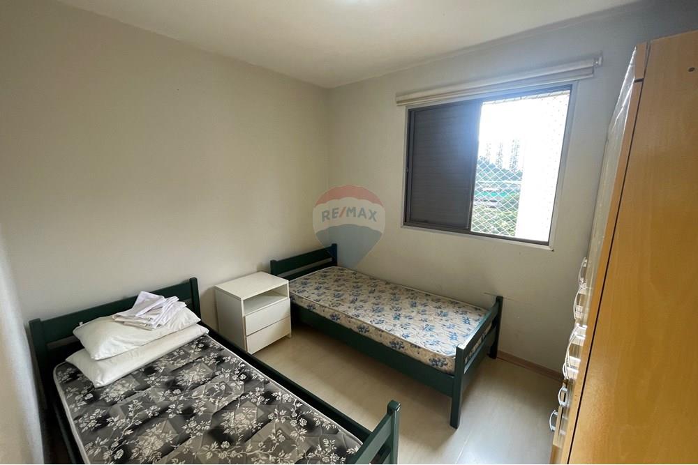 Apartamento para alugar com 2 quartos, 75m² - Foto 12