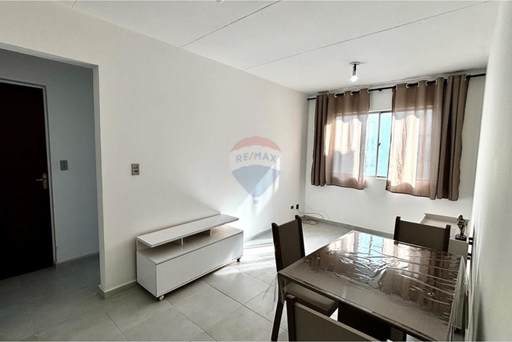 Apartamento à venda com 2 quartos, 52m² - Foto 2