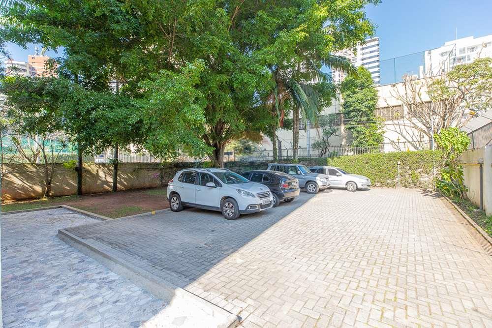 Apartamento à venda com 2 quartos, 64m² - Foto 32