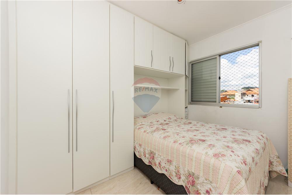 Apartamento à venda com 2 quartos, 60m² - Foto 10