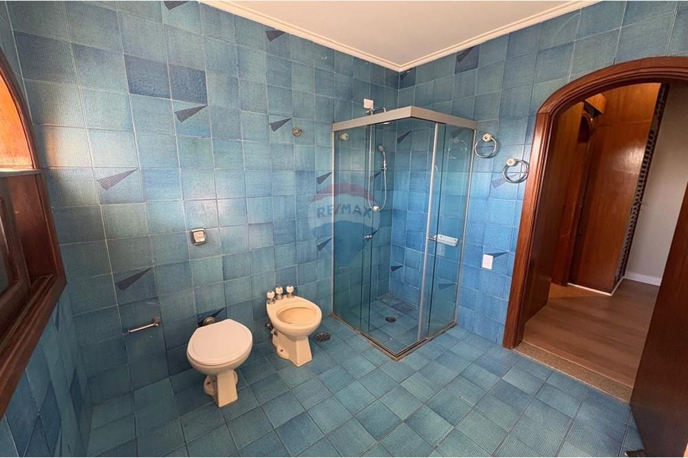Casa para alugar com 5 quartos, 506m² - Foto 15