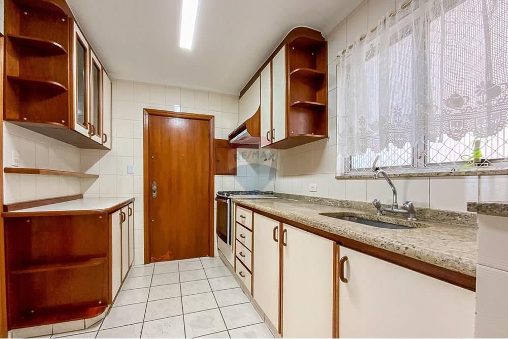 Apartamento à venda com 3 quartos, 105m² - Foto 13