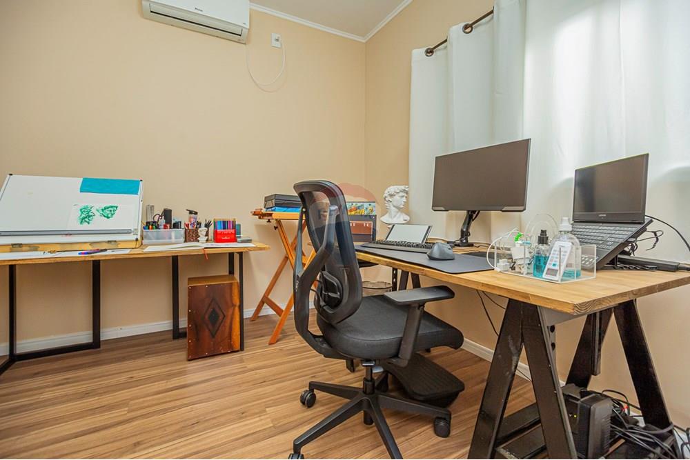 Casa à venda com 5 quartos, 285m² - Foto 55