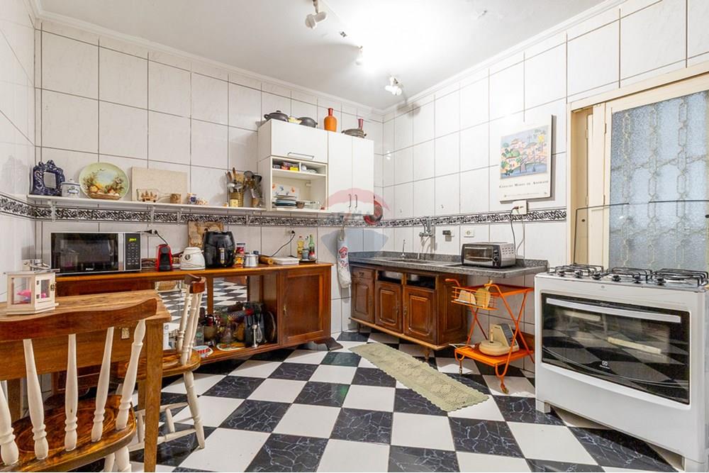 Apartamento à venda com 3 quartos, 130m² - Foto 18