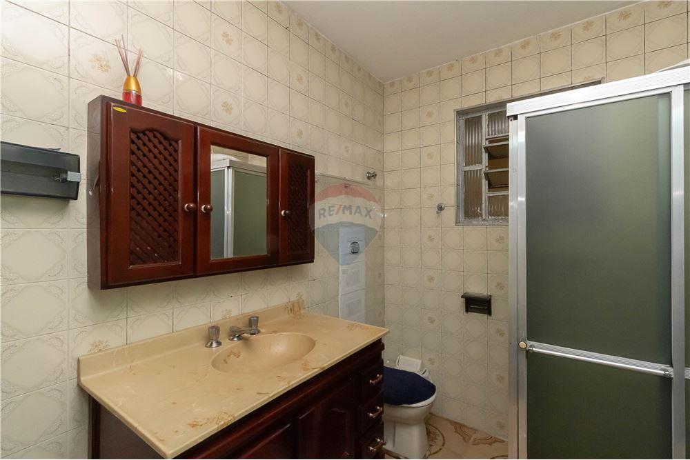 Sobrado à venda com 5 quartos, 230m² - Foto 13