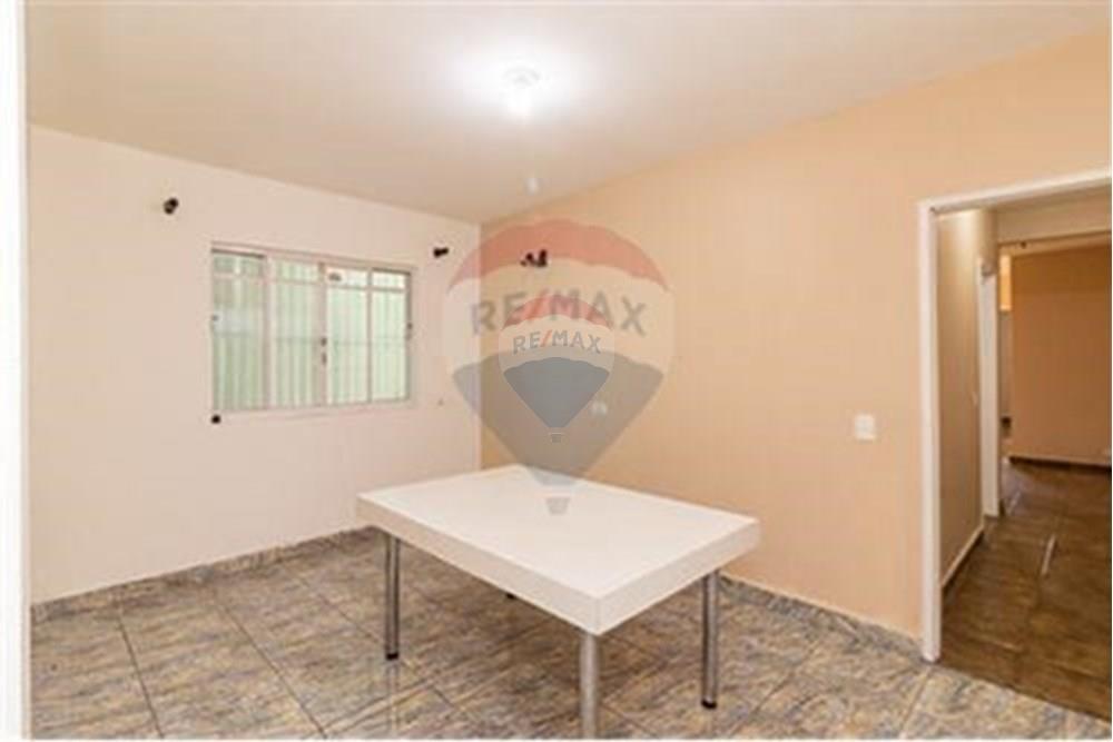 Casa à venda com 4 quartos, 250m² - Foto 11