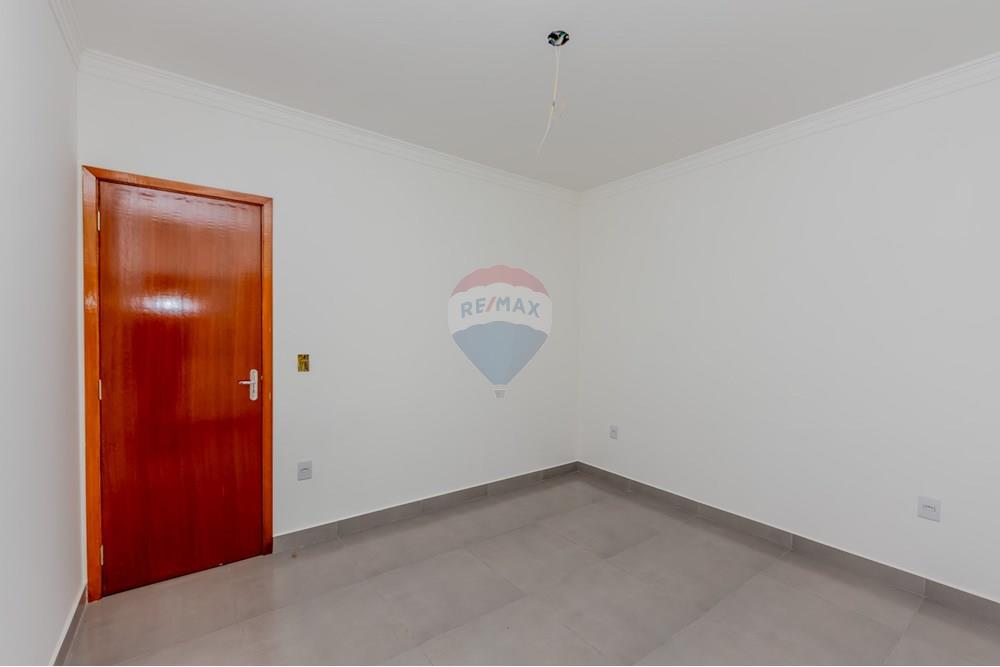 Casa à venda com 3 quartos, 139m² - Foto 13