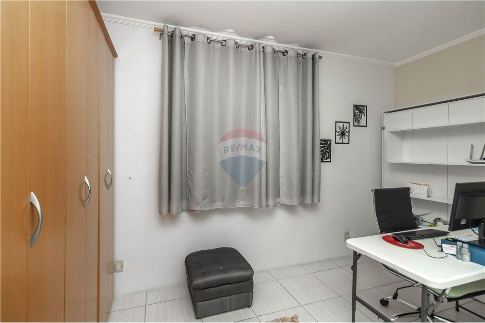 Casa à venda com 3 quartos, 350m² - Foto 13