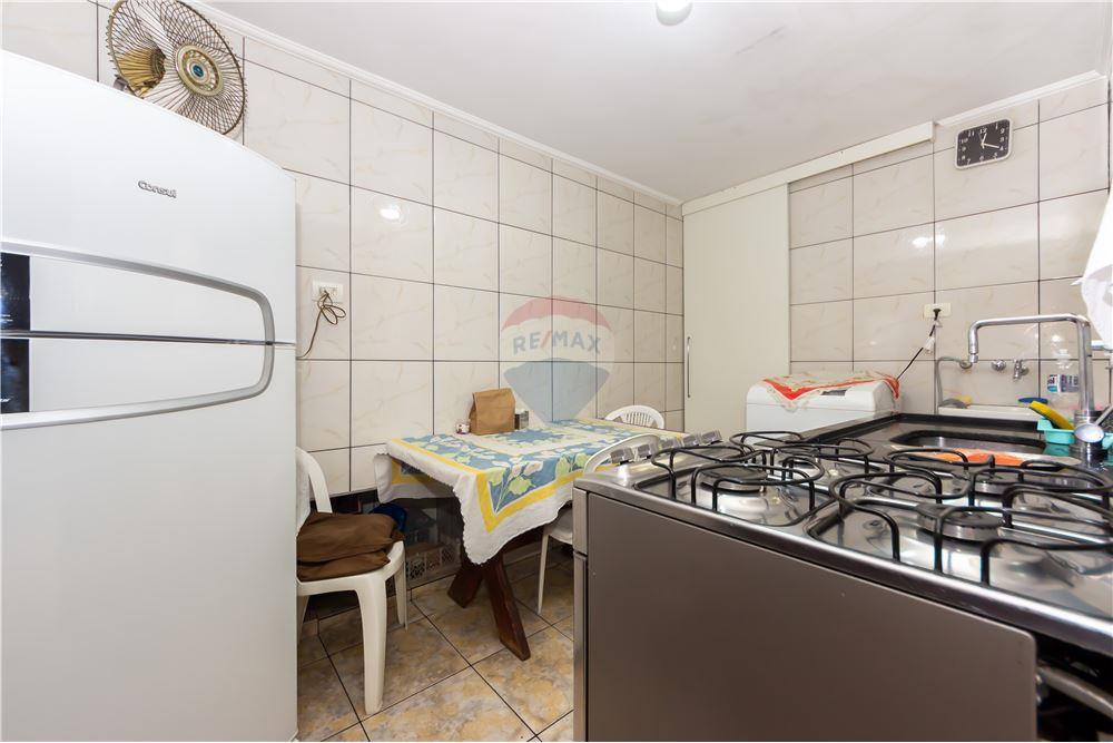 Casa à venda com 3 quartos, 200m² - Foto 11