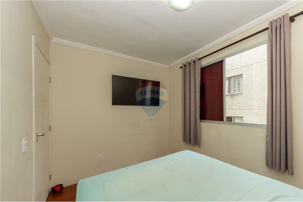 Apartamento à venda com 2 quartos, 43m² - Foto 14