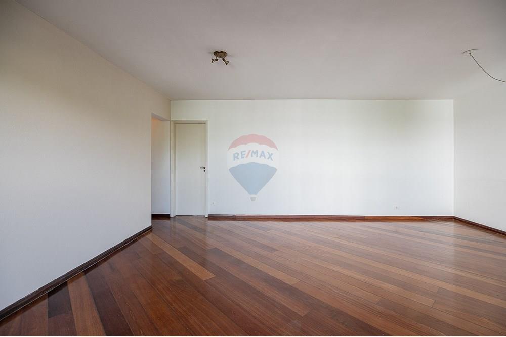 Apartamento à venda com 3 quartos, 116m² - Foto 8