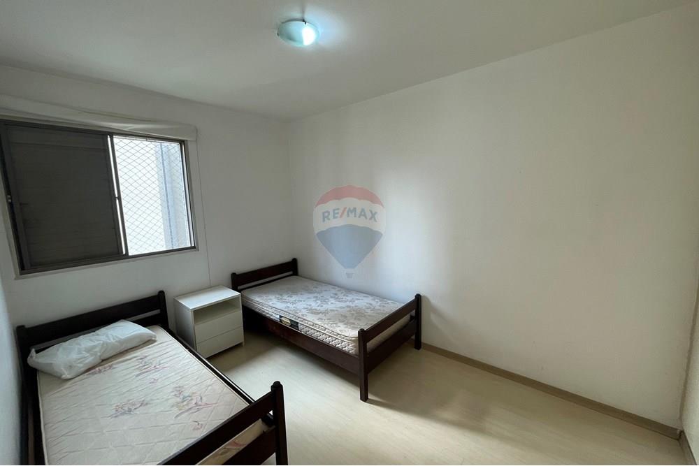 Apartamento para alugar com 2 quartos, 75m² - Foto 10