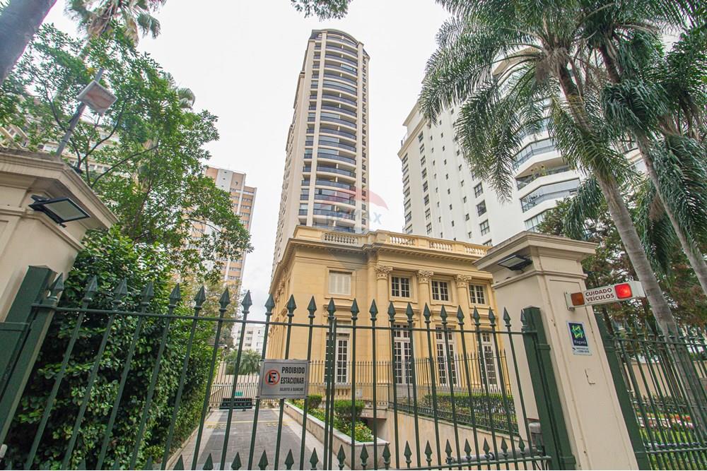 Cobertura à venda com 2 quartos, 168m² - Foto 2