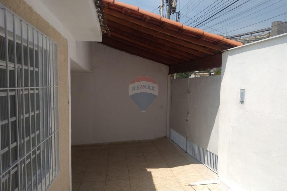 Casa para alugar com 2 quartos, 100m² - Foto 4