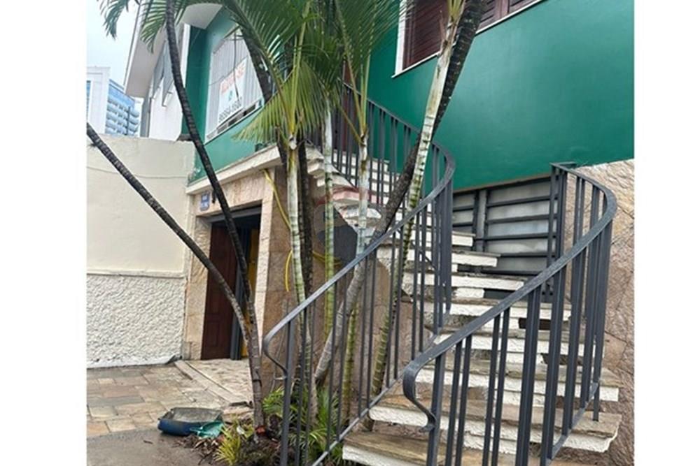 Casa para alugar com 3 quartos, 239m² - Foto 2