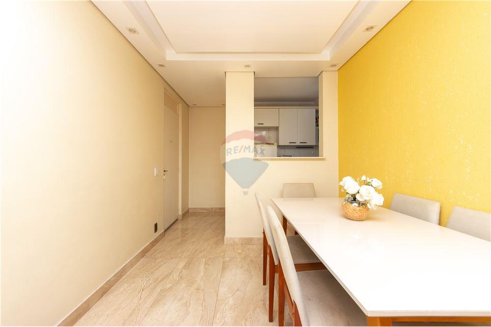 Apartamento à venda com 2 quartos, 60m² - Foto 13