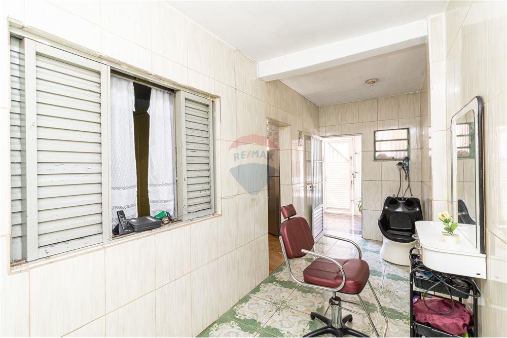 Casa à venda com 3 quartos, 120m² - Foto 14